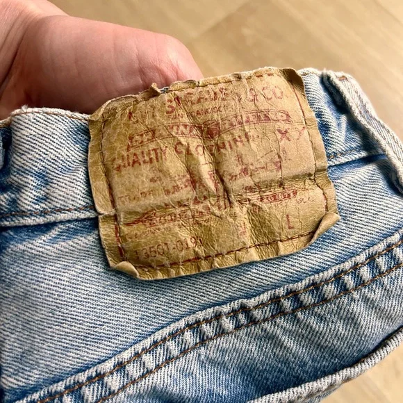 Vintage Levi’s 501 Button fly Jeans Light Wash Distressed Straight Leg 11 Cotton - Picture 5 of 7